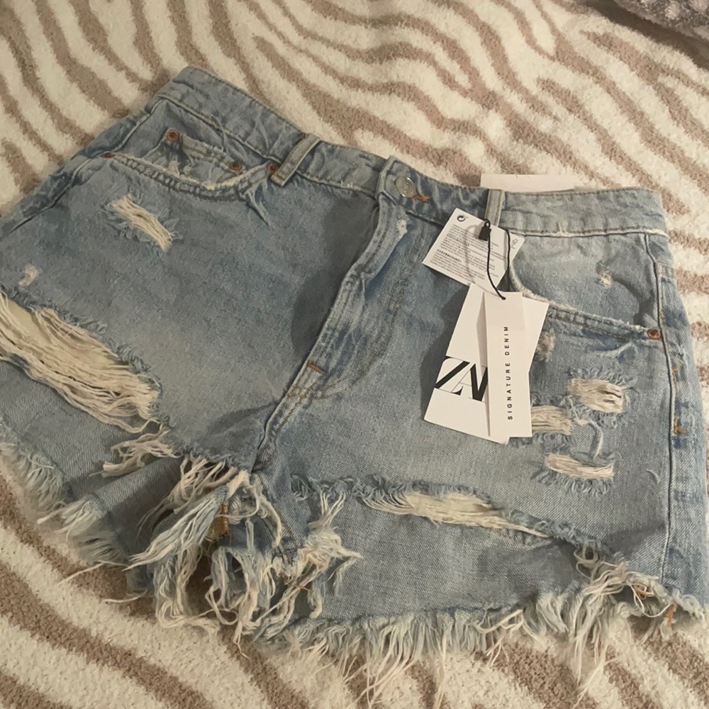 NWT Zara jean shorts